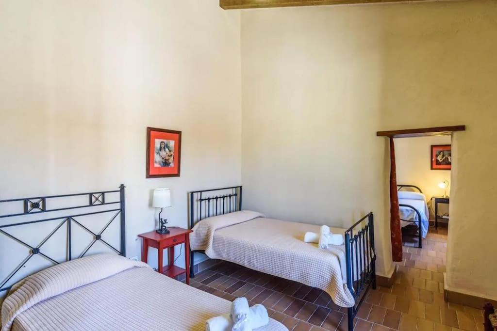 Casa Cortijo En Dehesa Sierra Leon Villa La Puebla de los Infantes Bagian luar foto