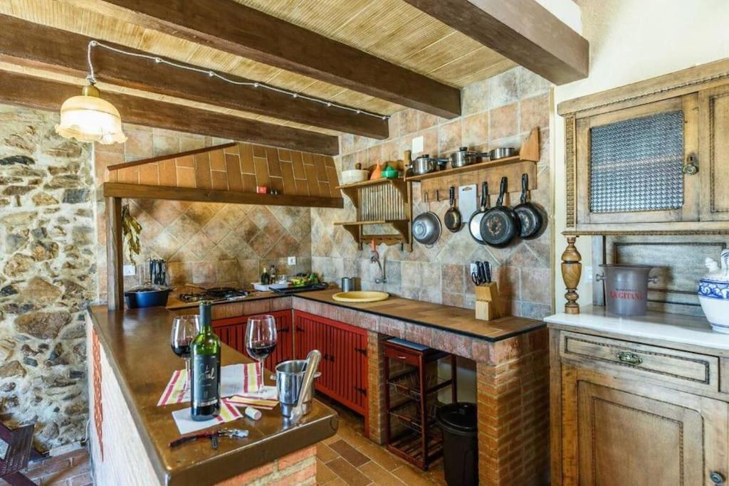 Casa Cortijo En Dehesa Sierra Leon Villa La Puebla de los Infantes Bagian luar foto