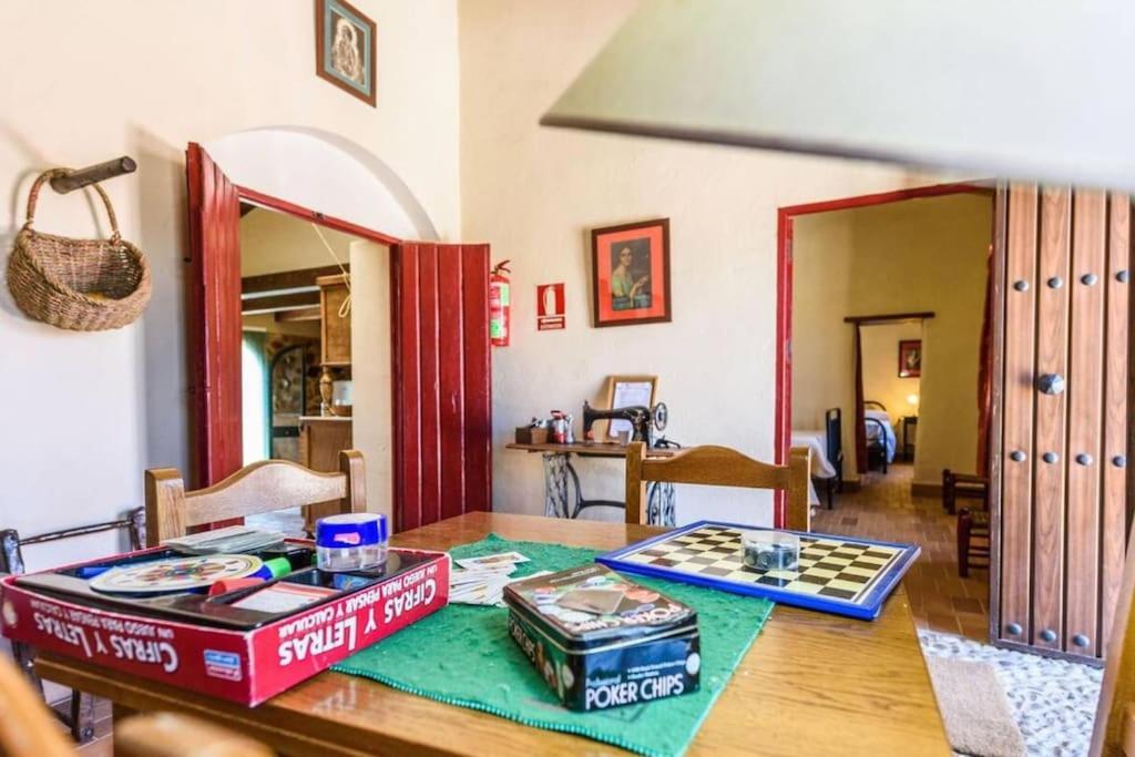 Casa Cortijo En Dehesa Sierra Leon Villa La Puebla de los Infantes Bagian luar foto
