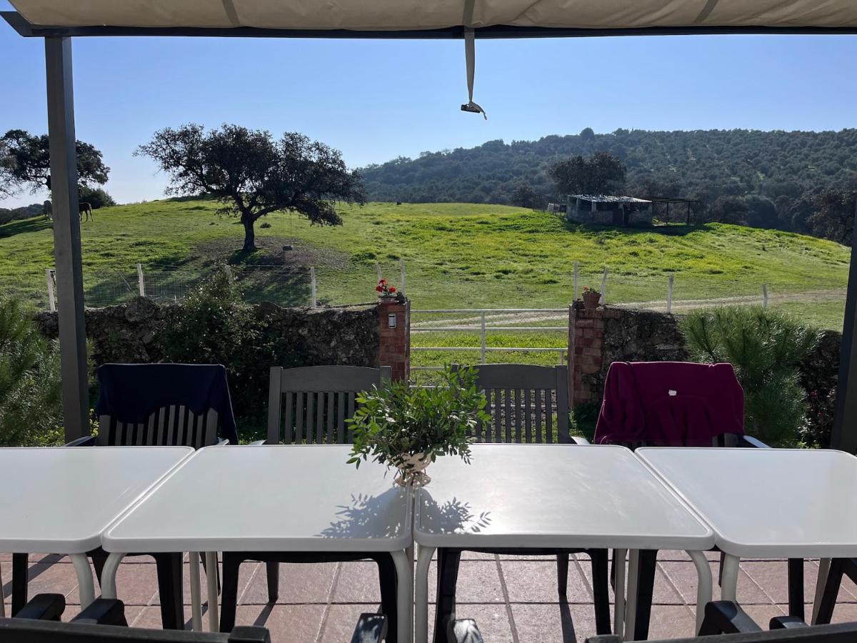 Casa Cortijo En Dehesa Sierra Leon Villa La Puebla de los Infantes Bagian luar foto