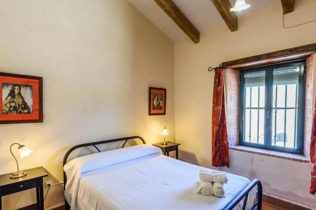Casa Cortijo En Dehesa Sierra Leon Villa La Puebla de los Infantes Bagian luar foto